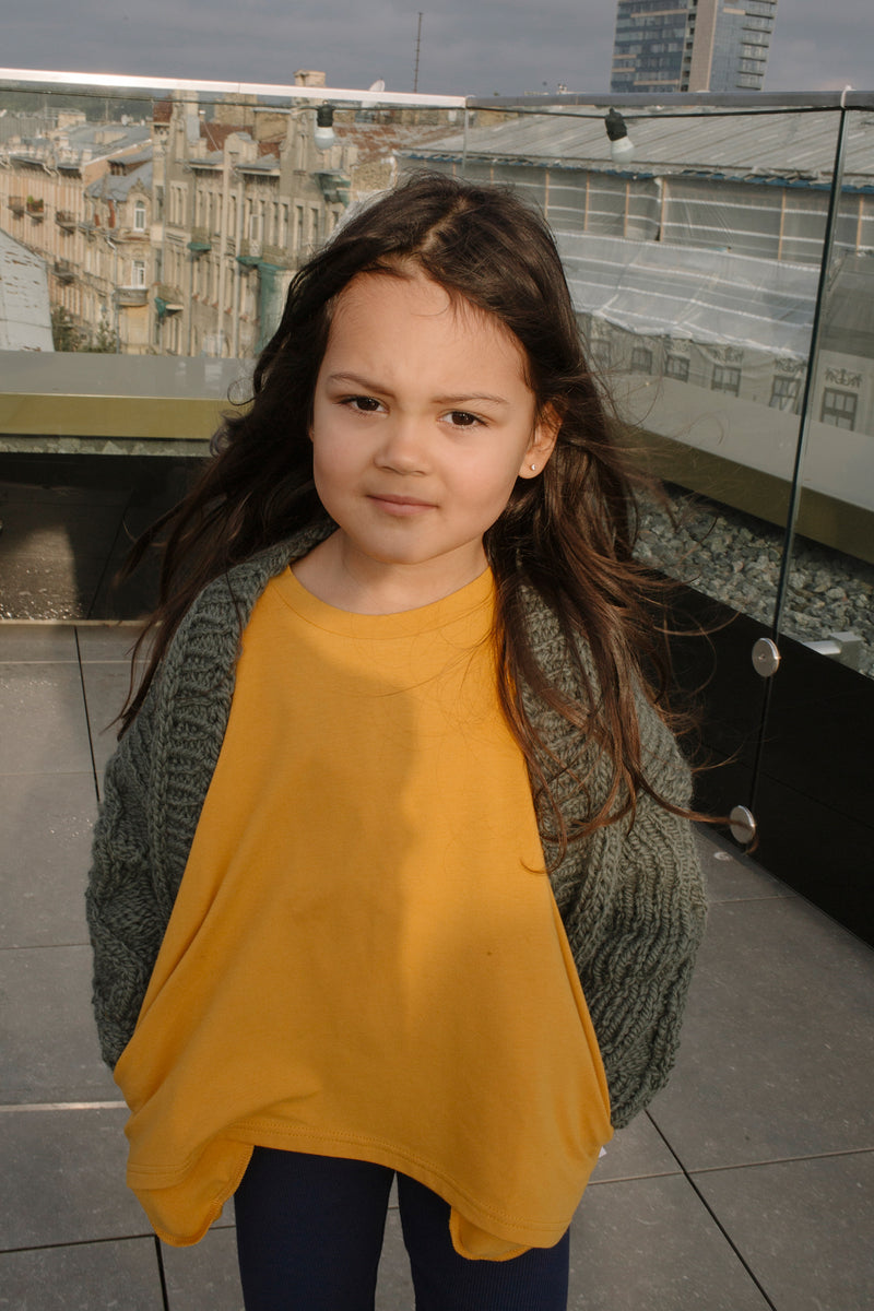 Organic cotton t-shirt sustainable clothes for children